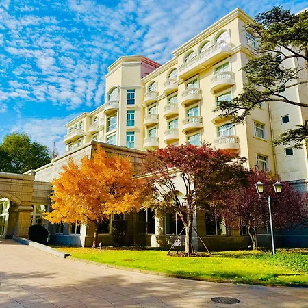 Hong Qiao State Guest House-3