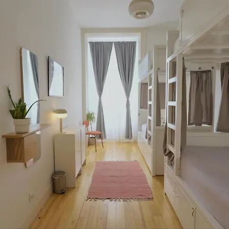Lisbon Lounge Hostel-3