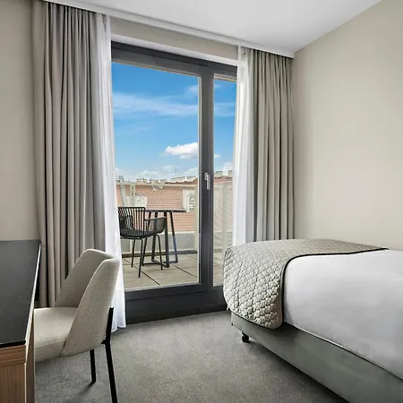 Leonardo Hotel Vienna City West-3