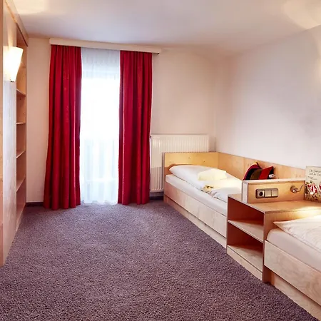 Pop-up Hostel - Loisach-3