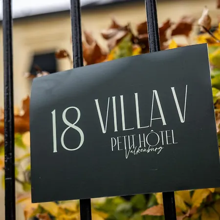 Villa V - Petit Hotel-2