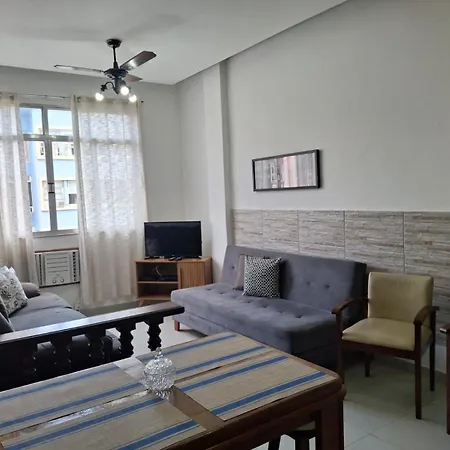 Copacabana Beach Modern Apartments-3