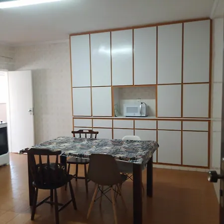 Apartamento Gonzaga Santos-2