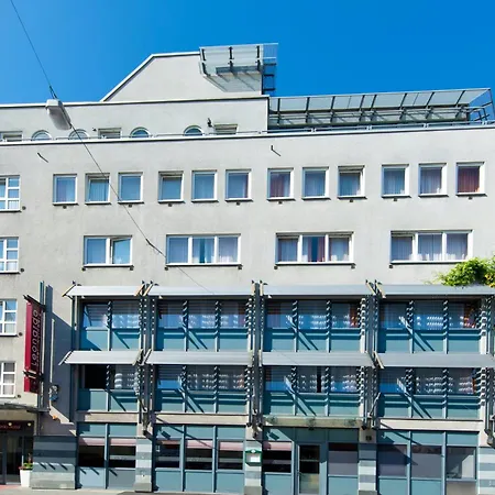 Leonardo Hotel Nuernberg-3