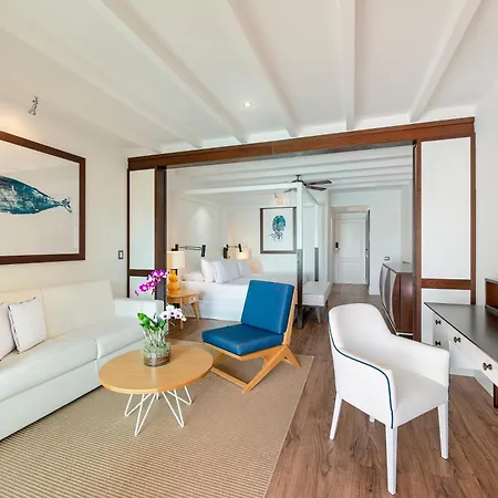 Ocean Blue & Sand Beach Resort-3