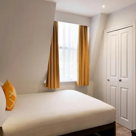 Four Points Flex By Sheraton London Kensington Olympia-2