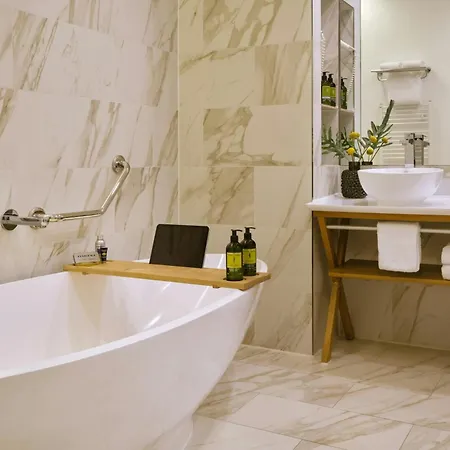 The Posthouse Berlin Potsdamer Platz- Leonardo Limited Edition-2