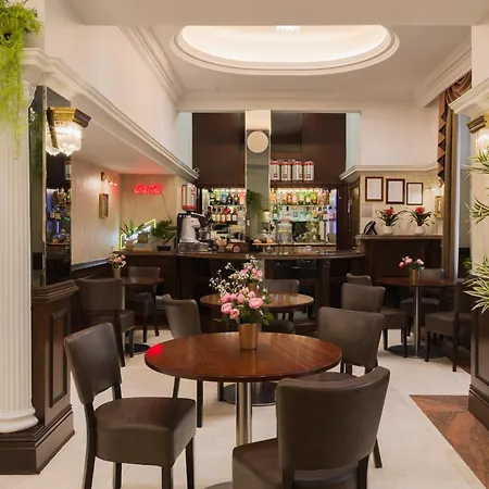 Royal Eagle Hotel-2