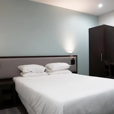 Aero Hotel-2