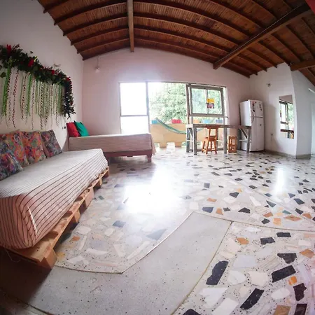 Hostal Paz Y Vida-2
