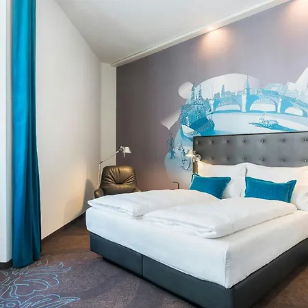 Motel One Basel-3