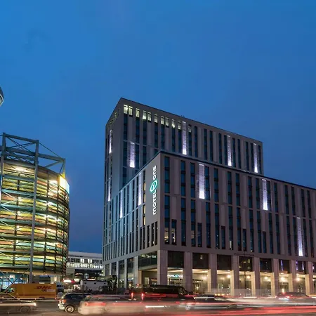 Motel One Berlin-Alexanderplatz-2