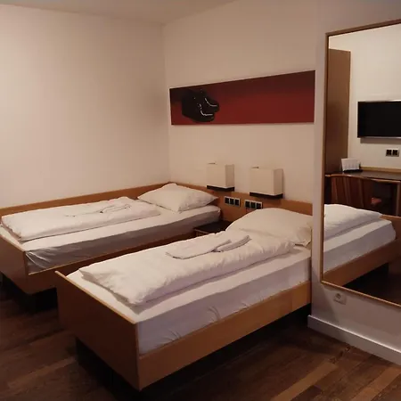 Hotel MaMa-2