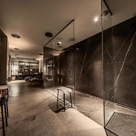 The Suite Garden Hotel-3