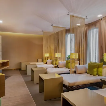 Gulf Hotel Bahrain Convention And Spa-3