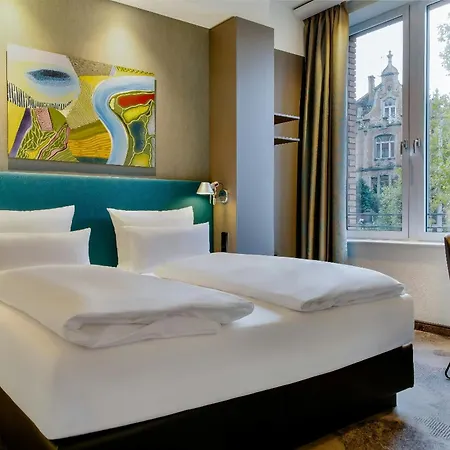 Motel One Wiesbaden-2