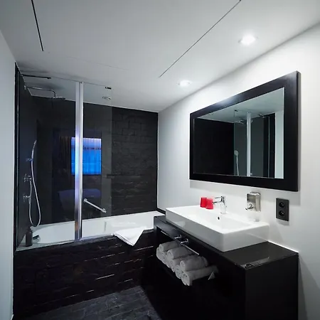 Yooma Urban Lodge-3
