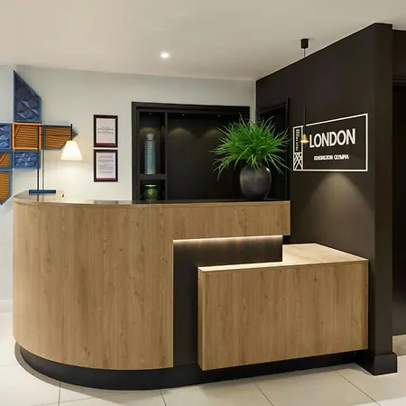 Four Points Flex By Sheraton London Kensington Olympia-3