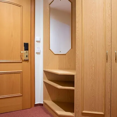 Wellness Hotel Gondola-2