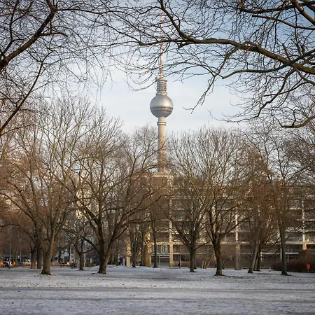 MEININGER Hotel Berlin Mitte-2