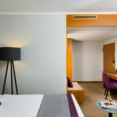 Leonardo Hotel Duesseldorf City Center-2