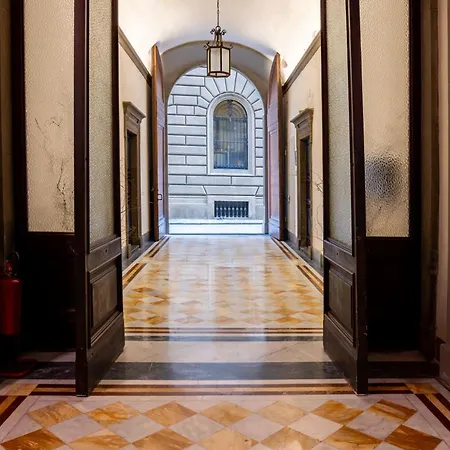 Relais Hotel Centrale "Dimora Storica"-3