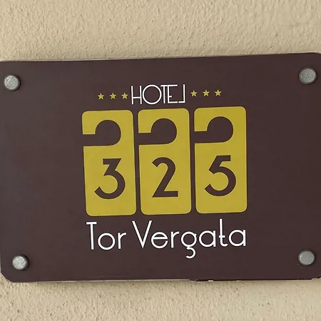Hotel 325 Tor Vergata-3