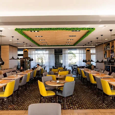 Premier Sofia Airport Hotel-3