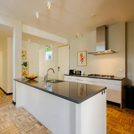 Bloemendaal Suites-3