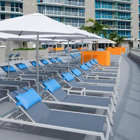 Hyatt Centric Brickell Miami-3