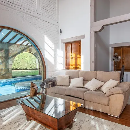 Luxury Villa Esmeralda-2