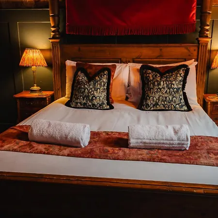 Golden Fleece York-2