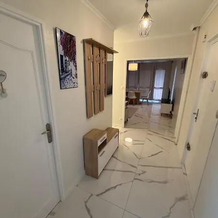 Bel Appartement spacieux T4 avec 2 Parkings privée Gratuit-2