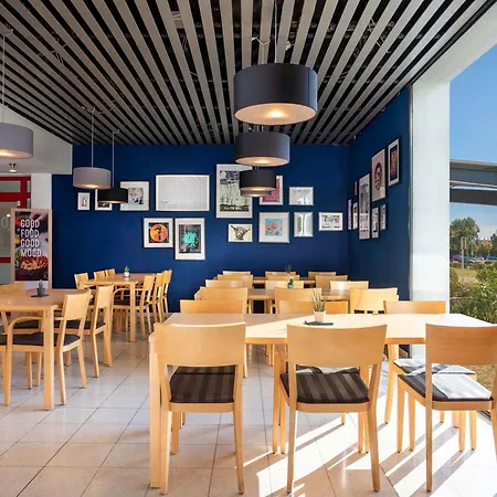 Ibis Styles Darmstadt-3