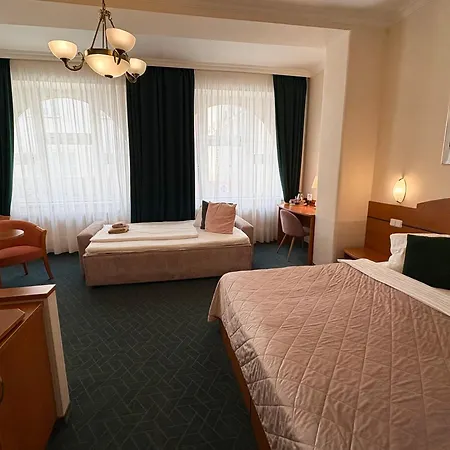 Hotel Arcus Garden-3