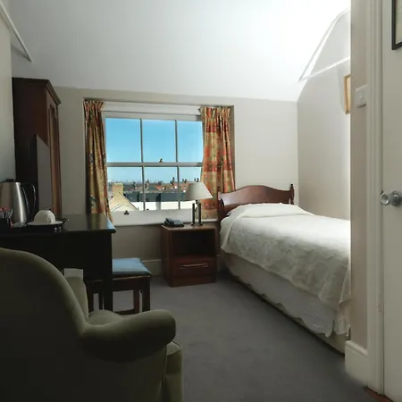 Harveys Guest House-2