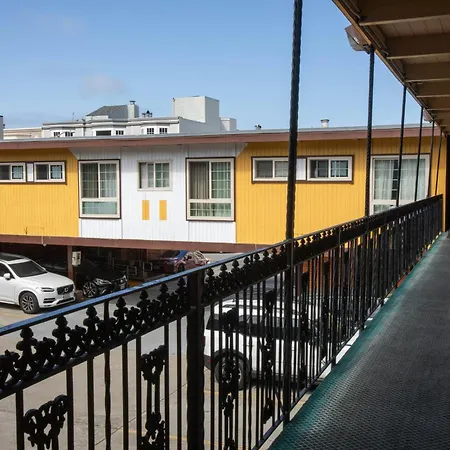 Pacific Heights Inn-2