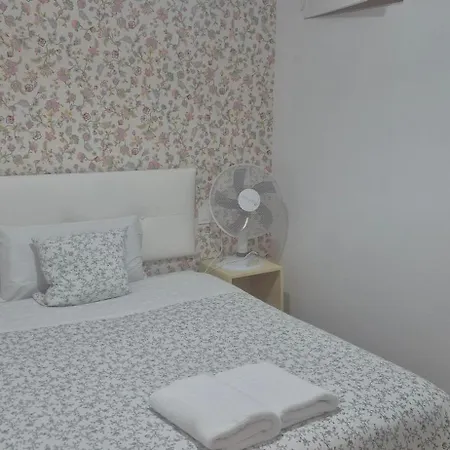 Hostal New Life Madrid-3