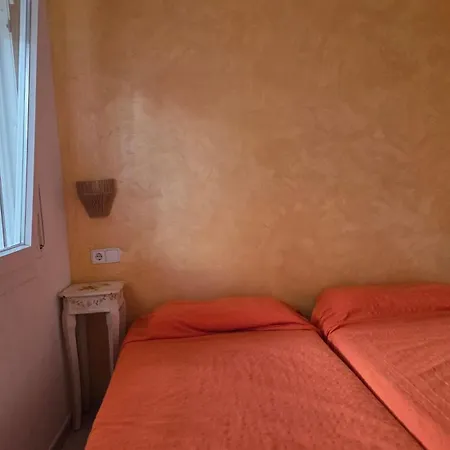 Apartaments Les Roques-2