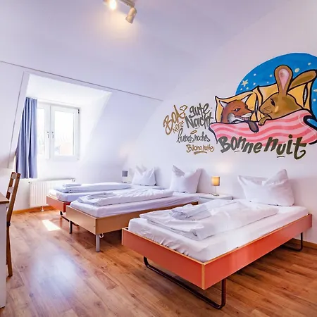 StayInn Hostel und Gästehaus-2