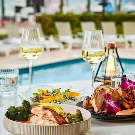 Faro Blanco Resort Marathon Florida Keys, Curio By Hilton-3