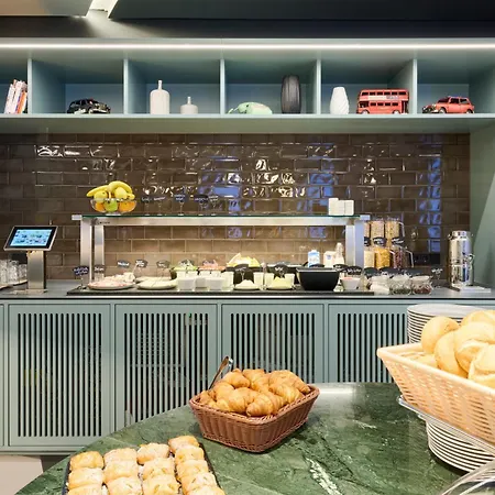 Premier Inn Wien City Hauptbahnhof-3