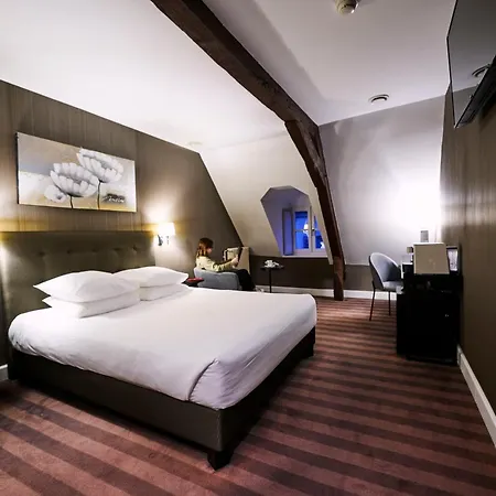 Maison Philippe Le Bon Hotel, Restaurant & Bar Le 19-3