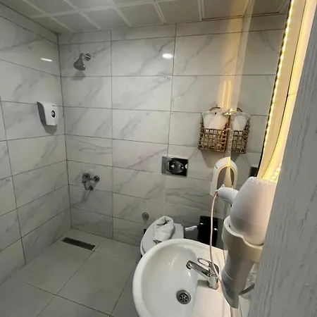 Emirtimes Hotel Kadikoey-2