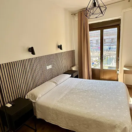 Hostal Residencia Fernandez-3