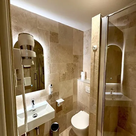 Hotel Vaubecour - Centre Lyon Ainay - Perrache-2
