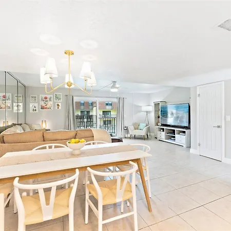 Cocoa Beach Club - Oceanfront Condos With Pool Next To Pier And Port Canaveral-2
