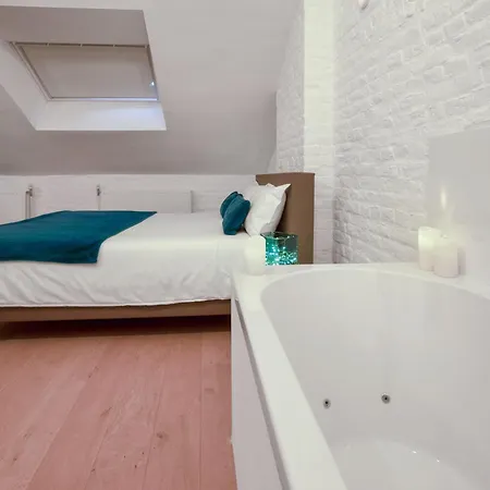 Maison Noppius - Love Hotel-3