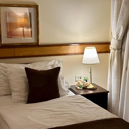 Fleur De Lis Hotel-2