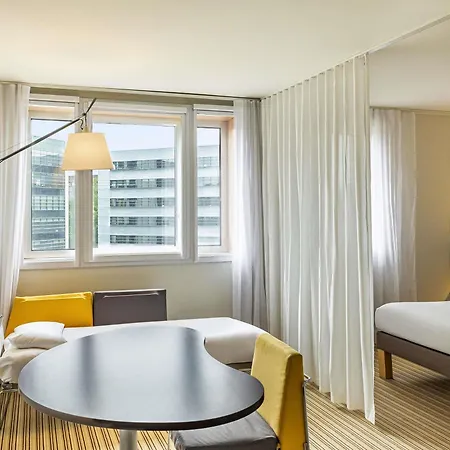Novotel Suites Lille Europe-3